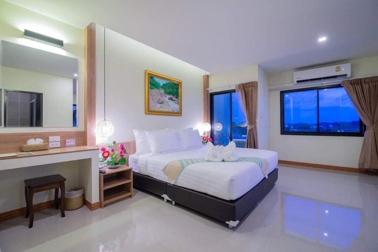 Pura Nakhon Hotel Nakhon Si Thammarat Exterior foto